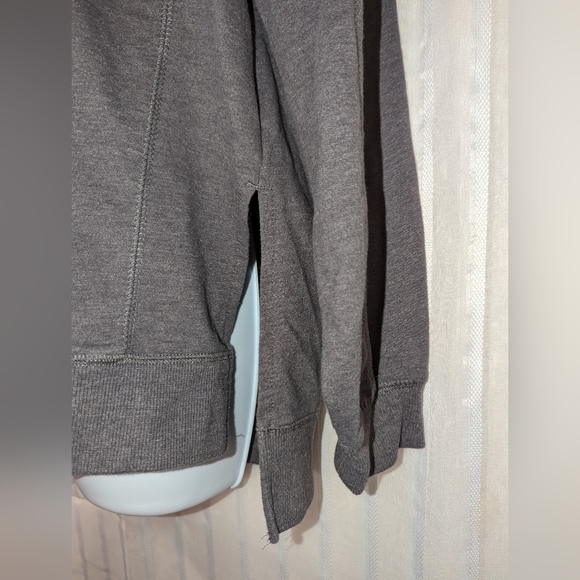 WILDFOX Sweatshirt Gray "Easy Does It" Super Soft Size Medium Barbiecore - Picture 10 of 14